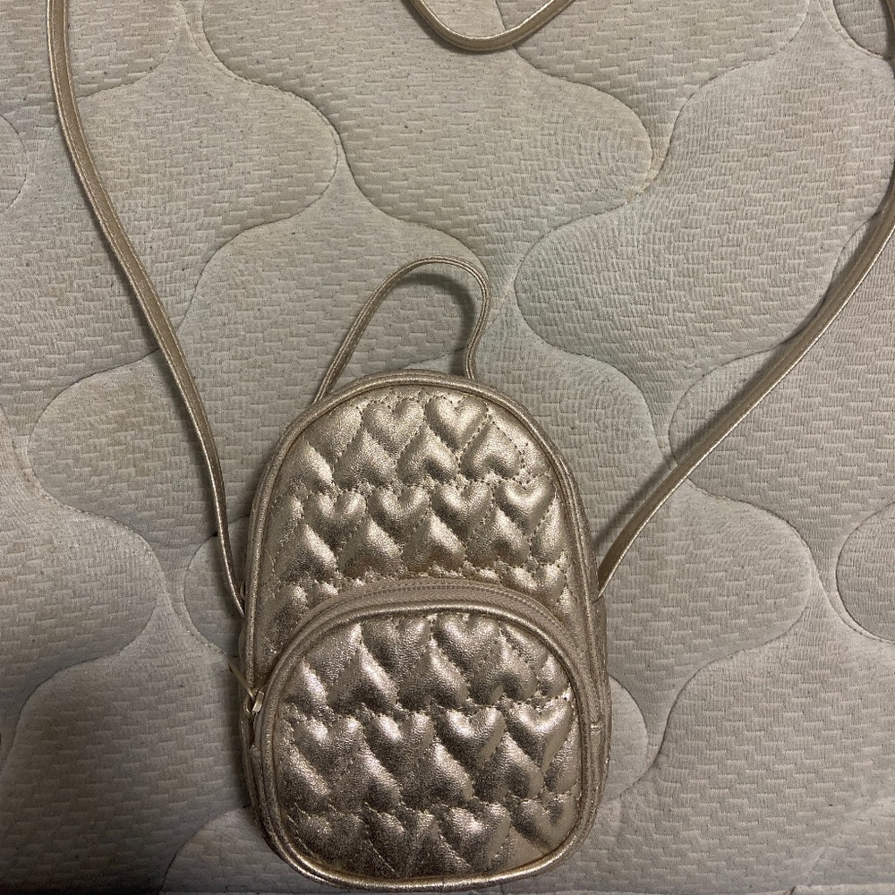 Girls Quilted Hearts Mini Backpack - Gold